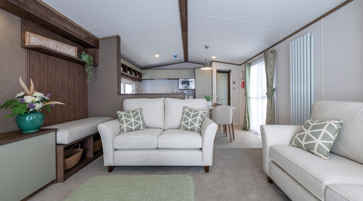 Plot-18-Regal-Harlington-Lodge-40-x-20,-2025-model-13