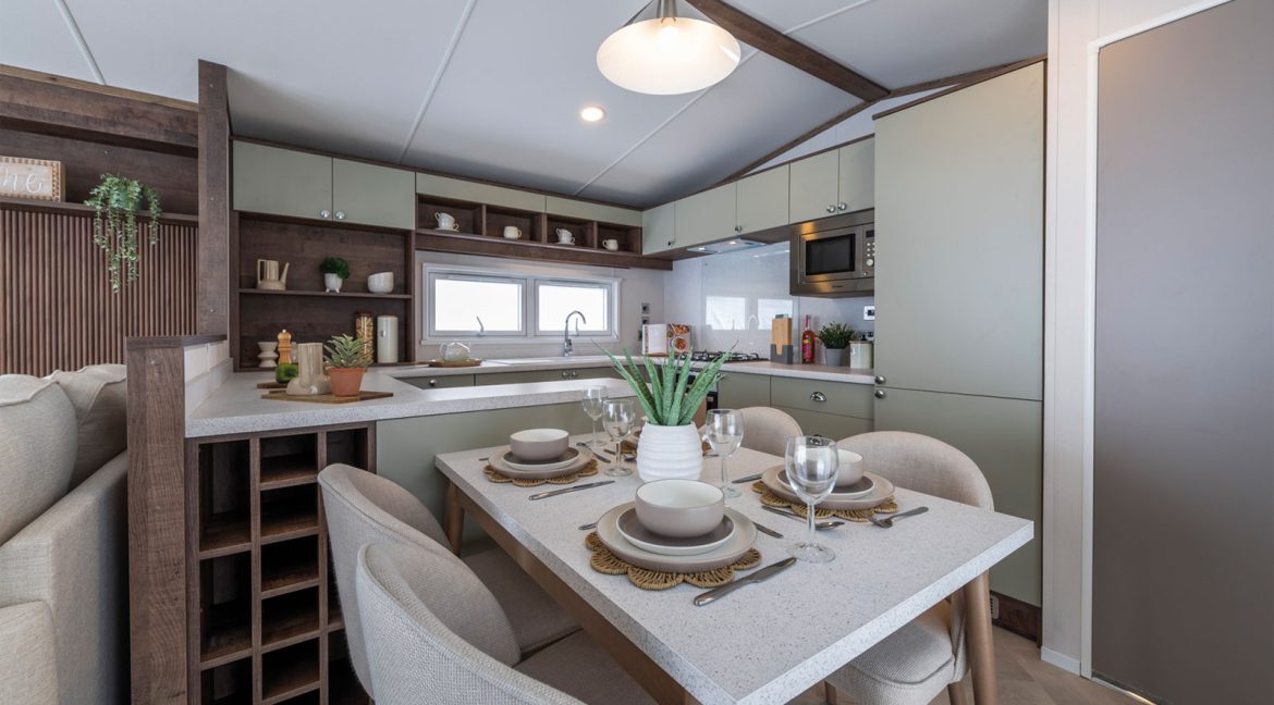 Plot-18-Regal-Harlington-Lodge-40-x-20,-2025-model-16
