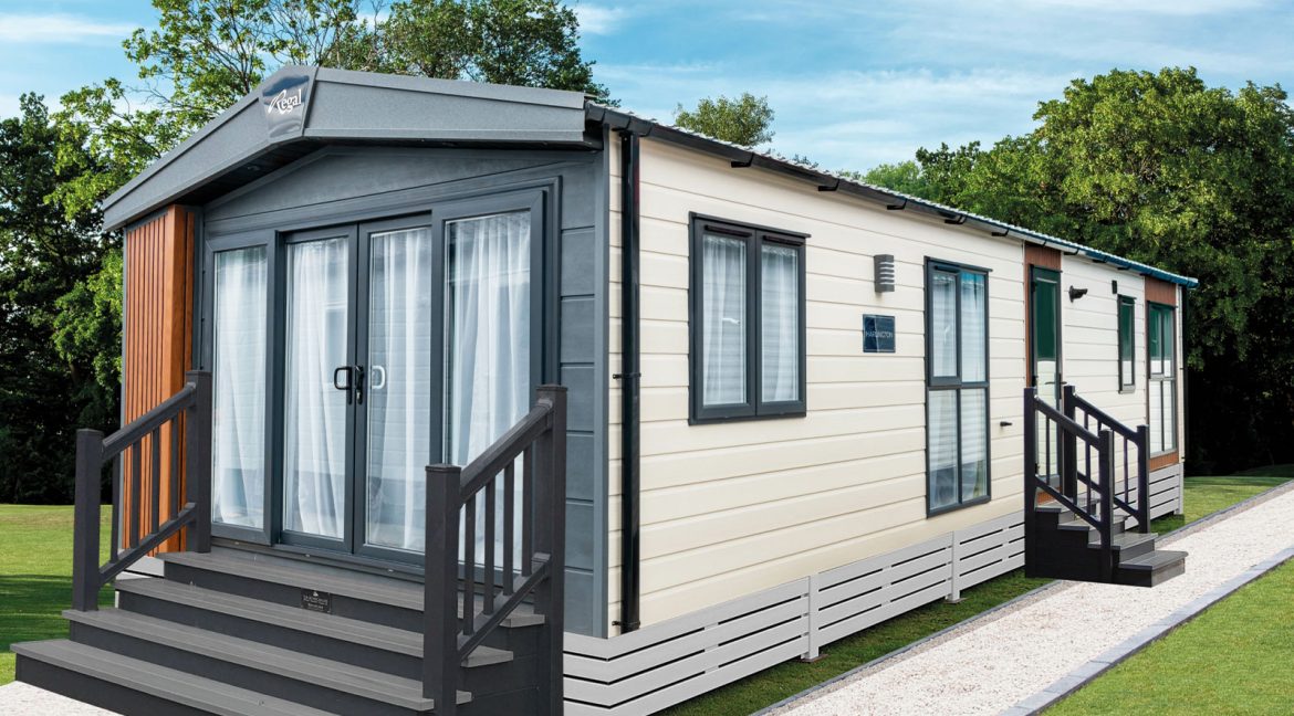 Plot-18-Regal-Harlington-Lodge-40-x-20,-2025-model-9