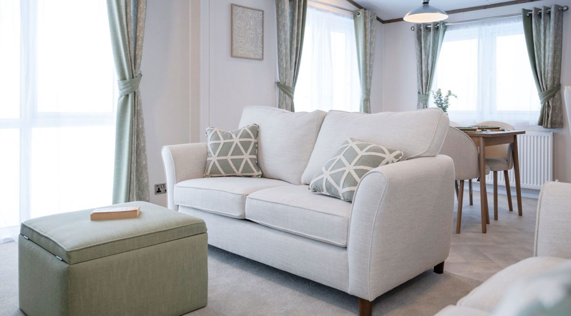 Plot-9A-Regal-Harlington-Lodge-40-x-20,-2025-model-NEW-10