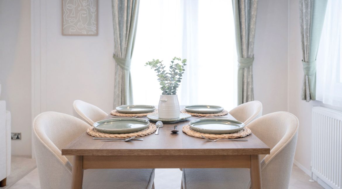 Plot-9A-Regal-Harlington-Lodge-40-x-20,-2025-model-NEW-12