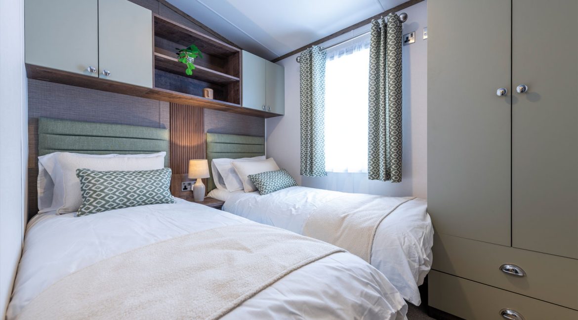 Plot-M4-Regal-Harlington-Lodge-40-x-20,-2025-model-25
