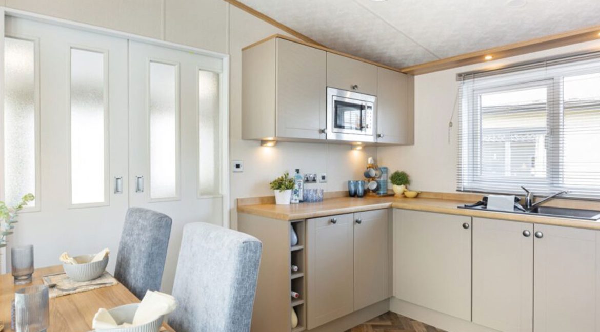 Plot-M6-Pemberton-Abingdon-38-x-12-new-2025-model-8