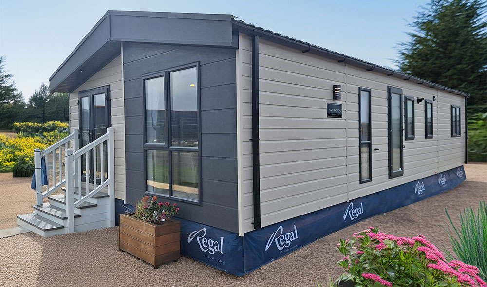 Plot-2-(Fairways)-Regal-Harlington-Lodge-40-x-20-new-2025-model-NEW-1
