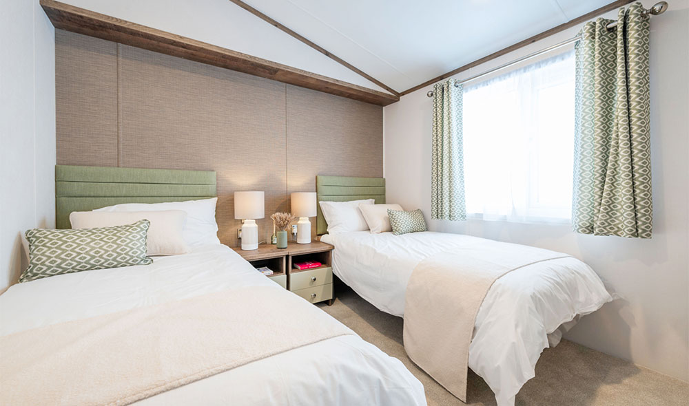 Plot-2-(Fairways)-Regal-Harlington-Lodge-40-x-20-new-2025-model-NEW-8