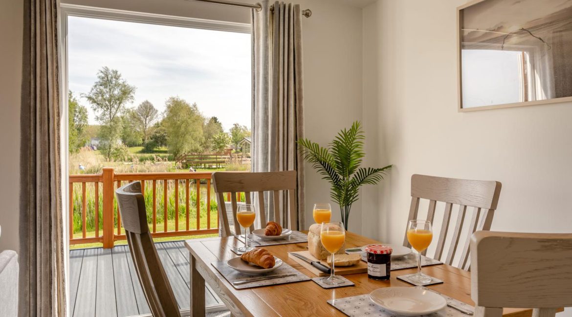 Rental---Tench-Lodge-1