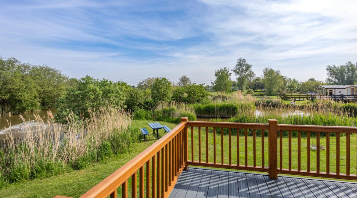 Rental---Tench-Lodge-3