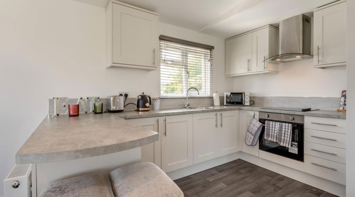 Rental---Tench-Lodge-5