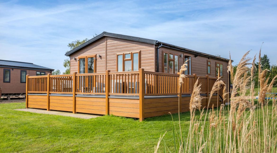 Rental---Tench-Lodge-8