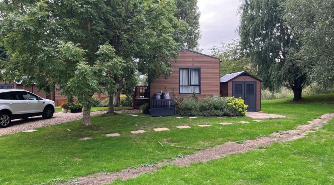 Plot-60-Pemberton-Abingdon-Lodge-42x13-preowned-actual-12